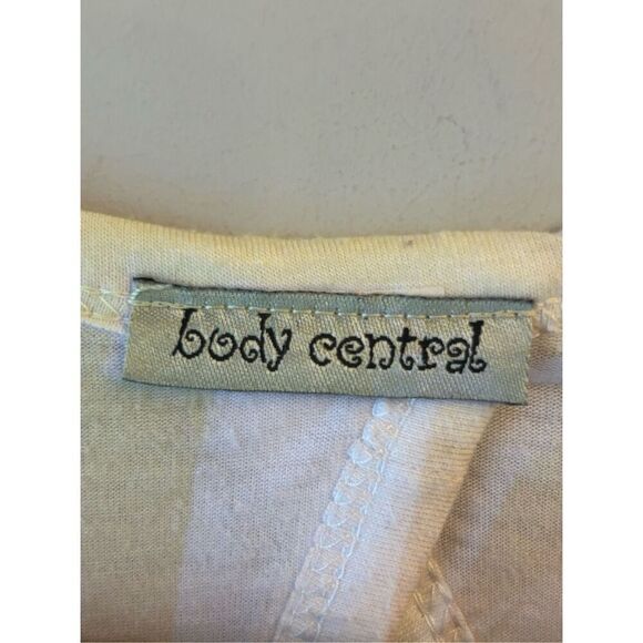 Vintage Body Central Grunge Tattoo Print T-shirt Open Back Small - Picture 4 of 6